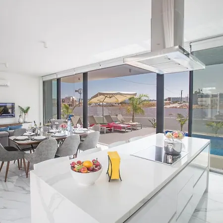 Anassa Seaview - Stunning Panoramic Views Willa *